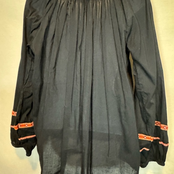 A-64 H&M Black‎ & Orange Embroidered Long Sleeve Pullover Blouse Size 6 - Picture 9 of 14